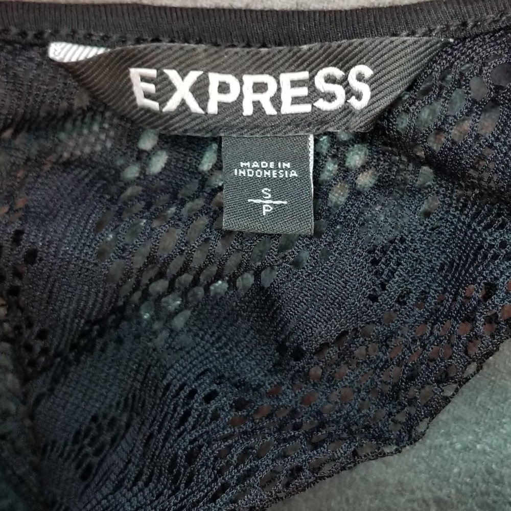 !!3 FOR $25 -- Express Lace LBD - Picture 6 of 6